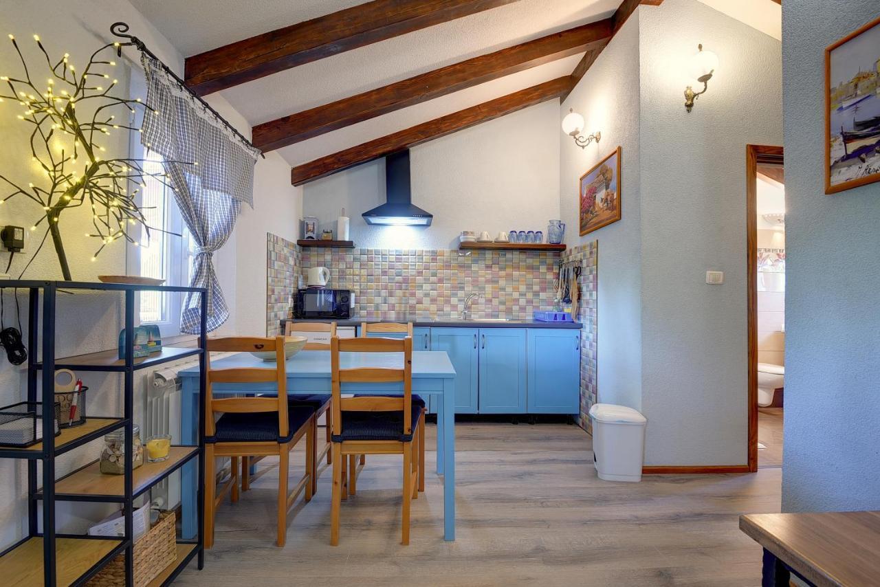 Casa Karnevali Villa Zminj Ngoại thất bức ảnh